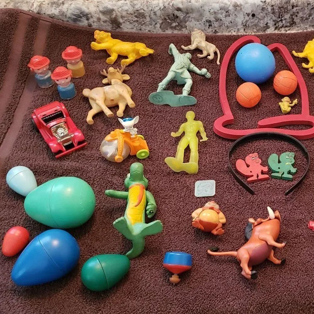 Lot of Small Vintage Toys From 60s, 70s, 80s